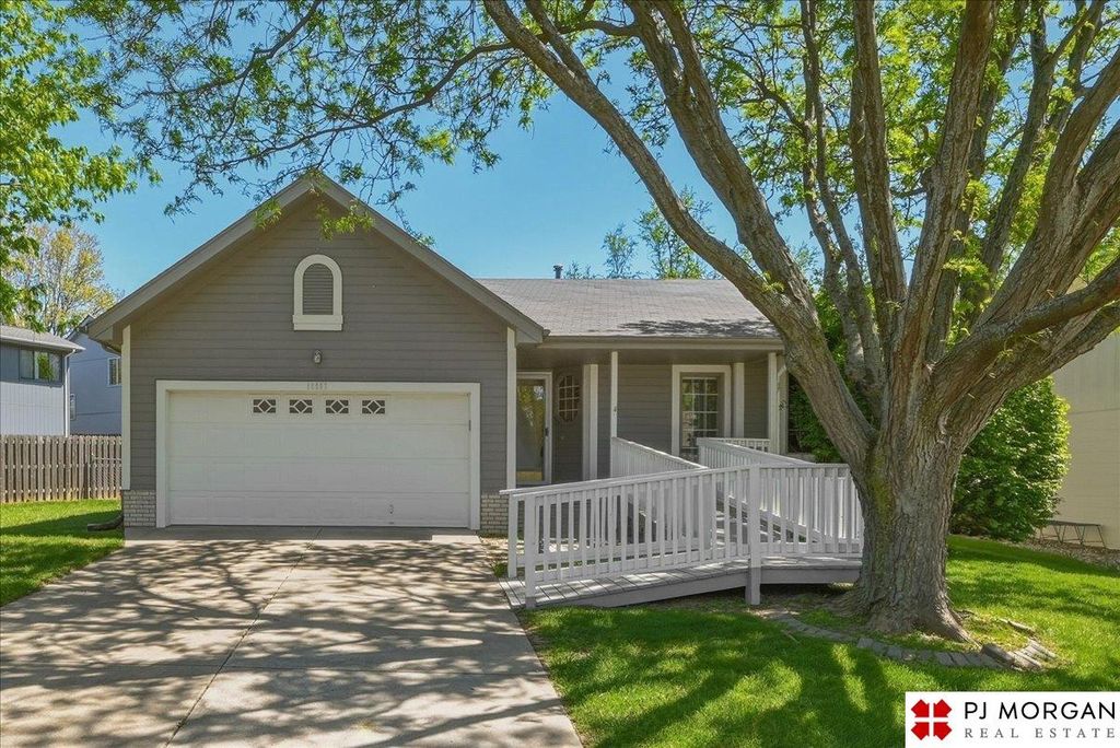 15507 Josephine Street, Omaha, NE 68138