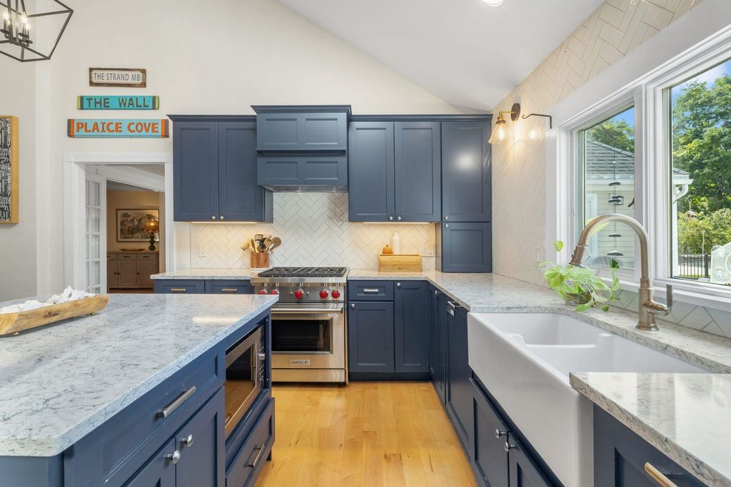 Image 13 of property listing at 333 Winnacunnet Road, Hampton, NH 03842