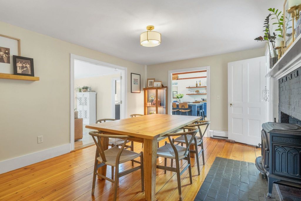 Image 23 of property listing at 333 Winnacunnet Road, Hampton, NH 03842
