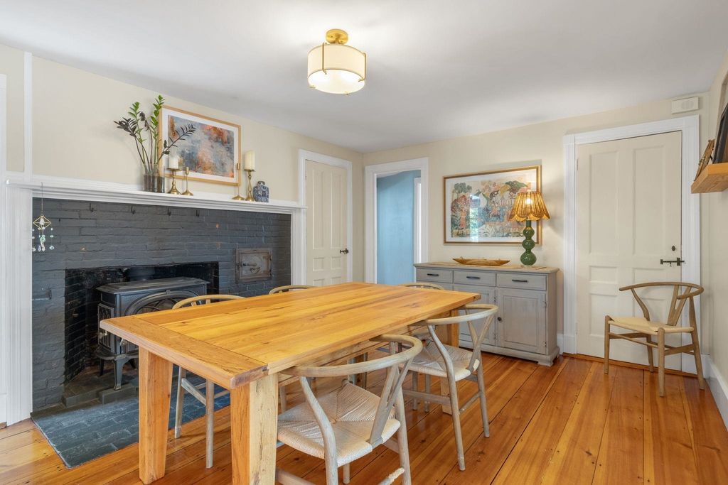 Image 24 of property listing at 333 Winnacunnet Road, Hampton, NH 03842