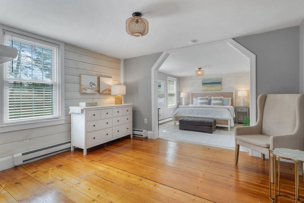 Image 31 of property listing at 333 Winnacunnet Road, Hampton, NH 03842