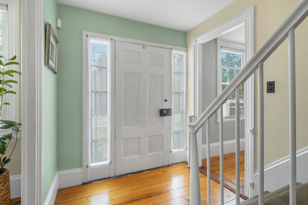 Image 34 of property listing at 333 Winnacunnet Road, Hampton, NH 03842