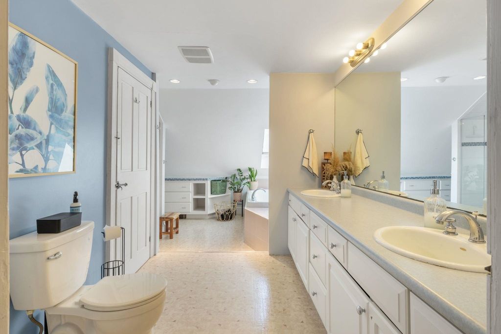 Image 36 of property listing at 333 Winnacunnet Road, Hampton, NH 03842