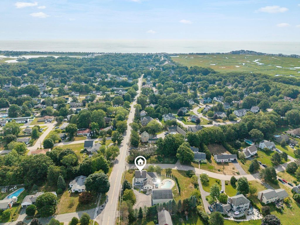 Image 60 of property listing at 333 Winnacunnet Road, Hampton, NH 03842
