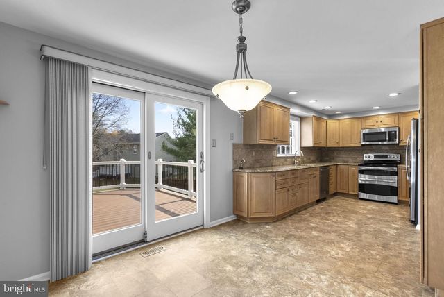 2855 COUNTRY LN, Ellicott City, MD 21042