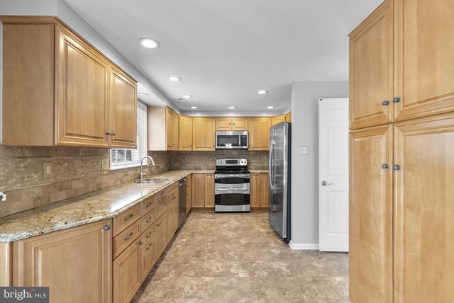 2855 COUNTRY LN, Ellicott City, MD 21042