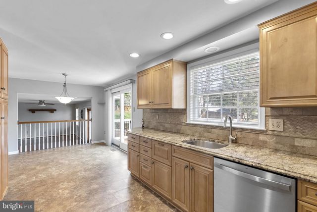 2855 COUNTRY LN, Ellicott City, MD 21042