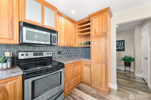 210 Stremler Drive, Lynden, WA 98264