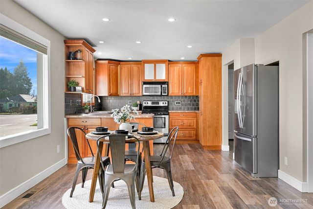 210 Stremler Drive, Lynden, WA 98264