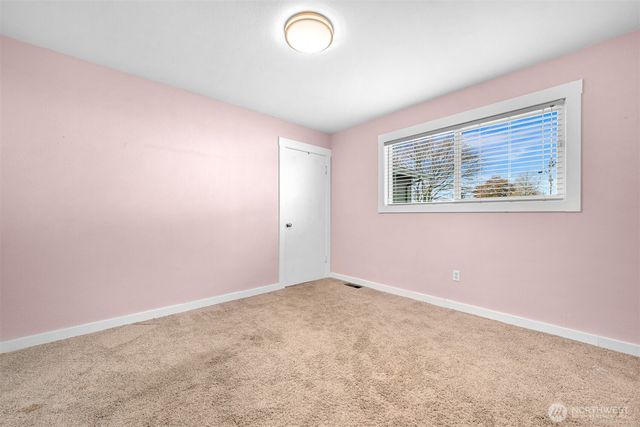 210 Stremler Drive, Lynden, WA 98264