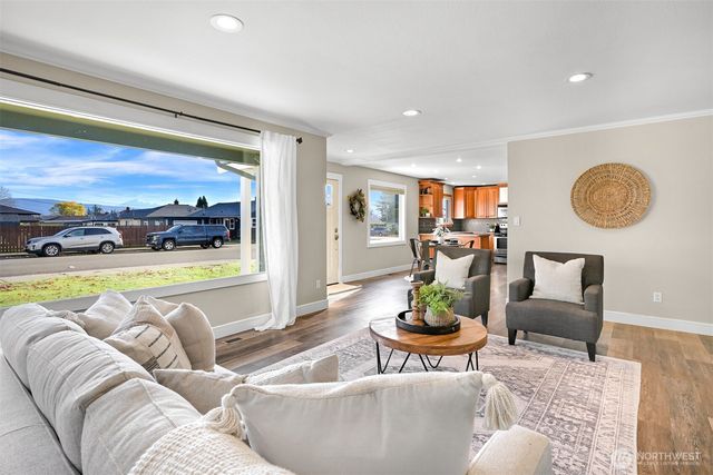 210 Stremler Drive, Lynden, WA 98264