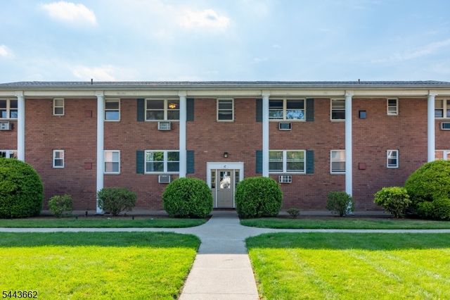 47 Hinchman Ave 2A, Wayne Twp., NJ 07470