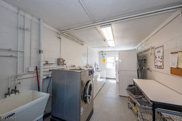 47 Hinchman Ave 2A, Wayne Twp., NJ 07470