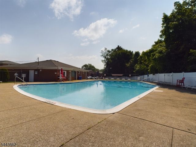 47 Hinchman Ave 2A, Wayne Twp., NJ 07470
