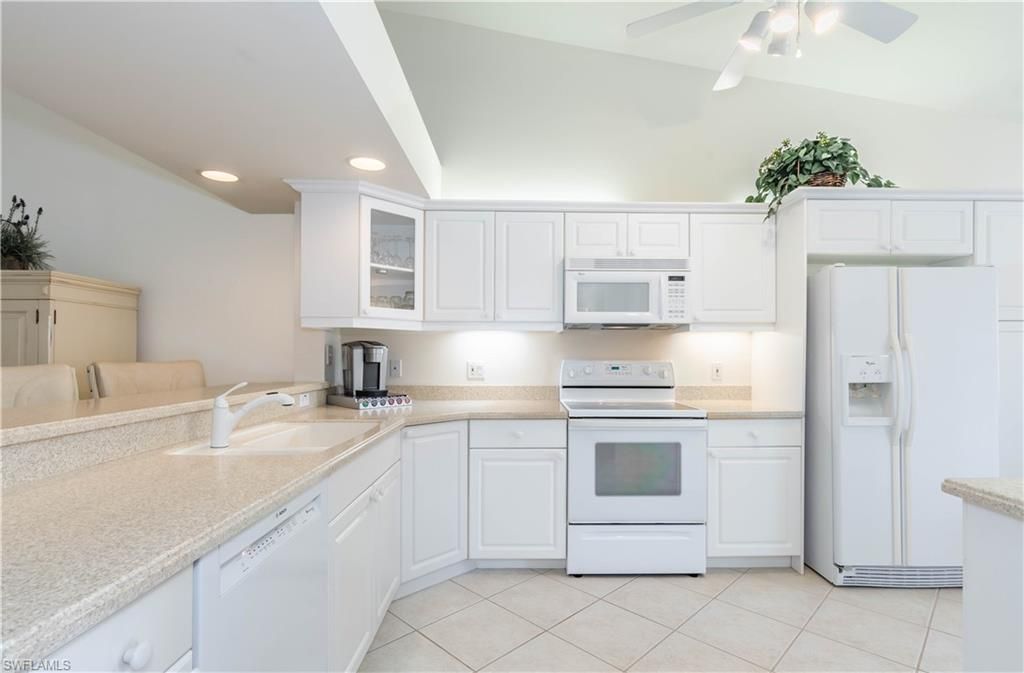 6830 Beach Resort DR 12, NAPLES, FL 34114 — photo 5