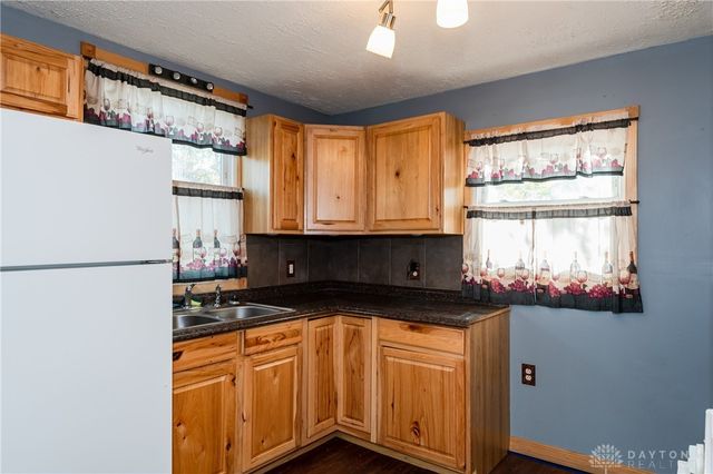 101 S Delmar Avenue, Dayton, OH 45403