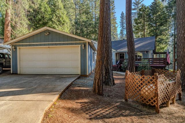 27197 Barton Rd, Pioneer, CA 95666