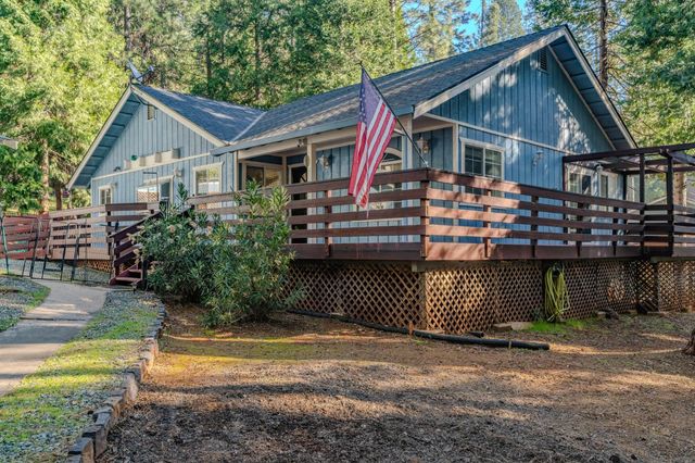 27197 Barton Rd, Pioneer, CA 95666