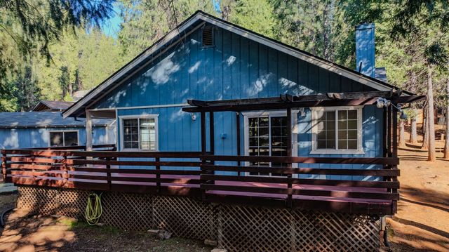 27197 Barton Rd, Pioneer, CA 95666