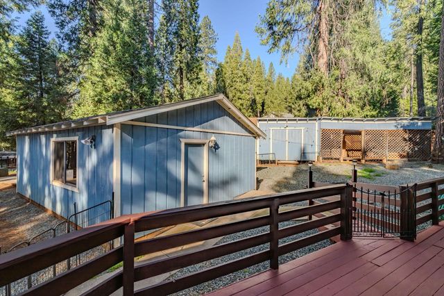 27197 Barton Rd, Pioneer, CA 95666