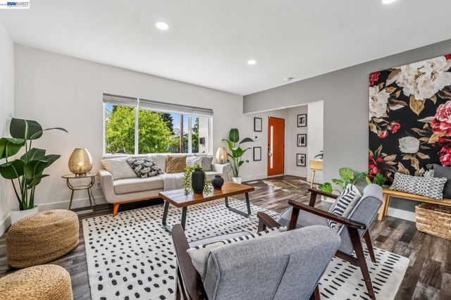 1539 BLAKE STREET, Berkeley, CA 94703