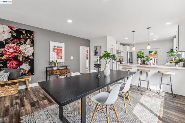 1539 BLAKE STREET, Berkeley, CA 94703