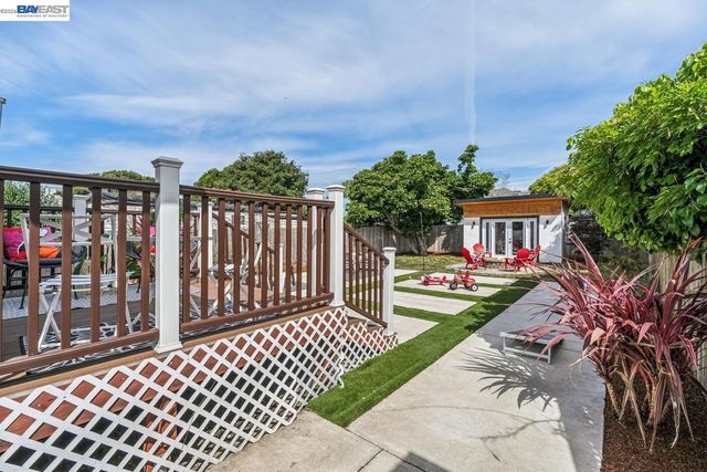 1539 BLAKE STREET, Berkeley, CA 94703
