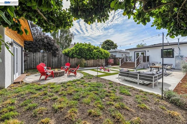 1539 BLAKE STREET, Berkeley, CA 94703