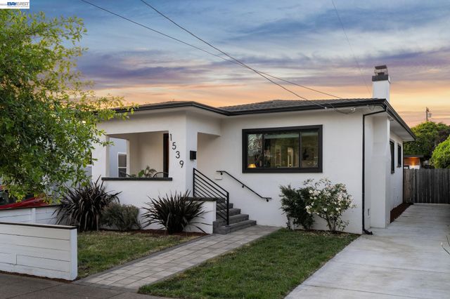 1539 BLAKE STREET, Berkeley, CA 94703