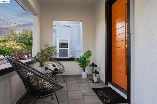 1539 BLAKE STREET, Berkeley, CA 94703