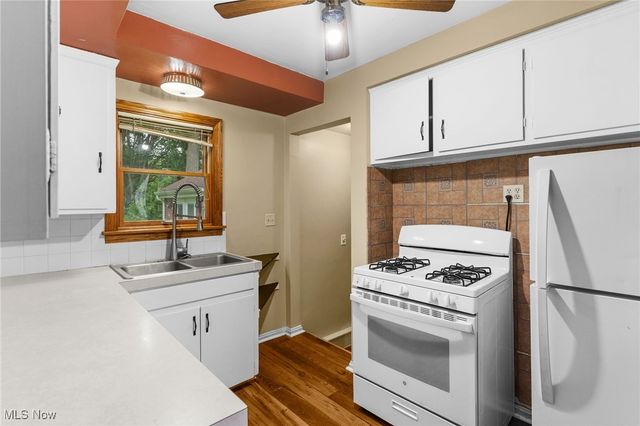 3662 Monaca Avenue, Youngstown, OH 44511