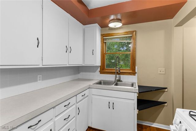 3662 Monaca Avenue, Youngstown, OH 44511