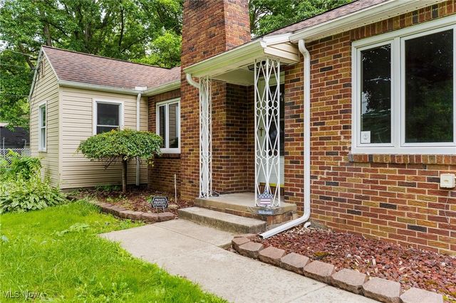 3662 Monaca Avenue, Youngstown, OH 44511