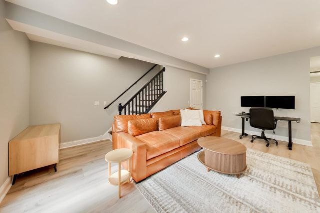 3507 N Reta Avenue 1, Chicago, IL 60657