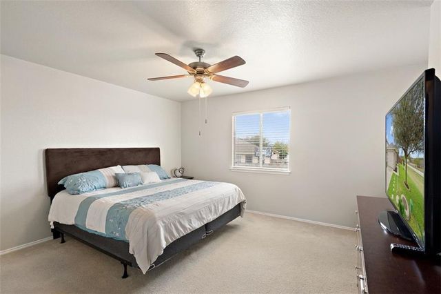 12201 Sky Harbor DR, Del Valle, TX 78617