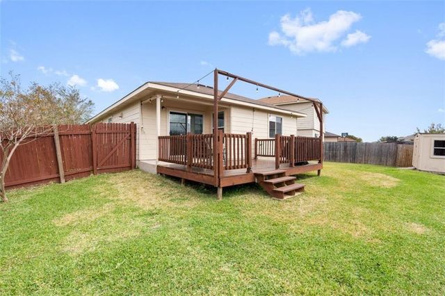 12201 Sky Harbor DR, Del Valle, TX 78617