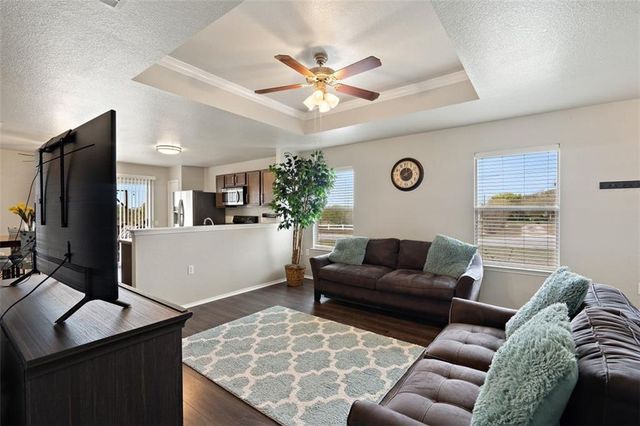 12201 Sky Harbor DR, Del Valle, TX 78617