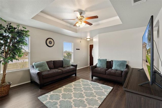 12201 Sky Harbor DR, Del Valle, TX 78617