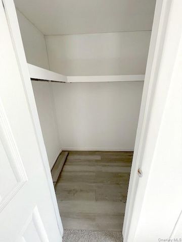 1661 Old Country Road 398, Riverhead, NY 11901