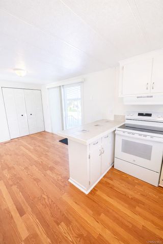 1661 Old Country Road 398, Riverhead, NY 11901