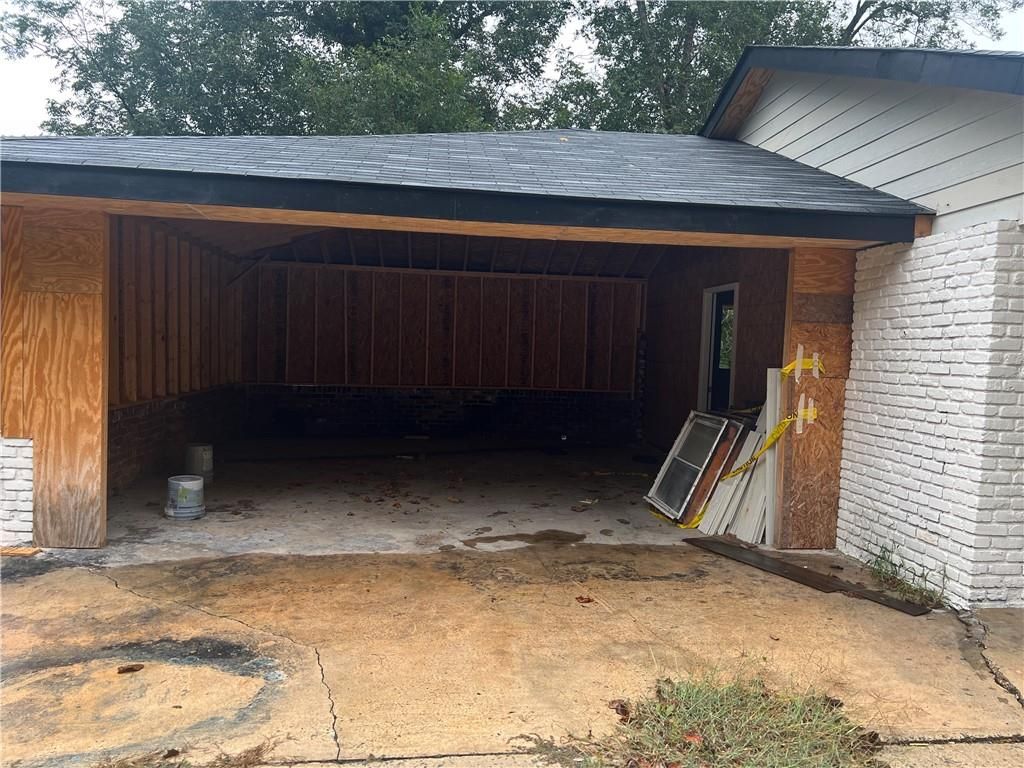 2172 MACON SW Drive, Atlanta, GA 30315