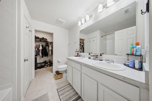 7437 IBIS DRIVE, Lakeland, FL 33810