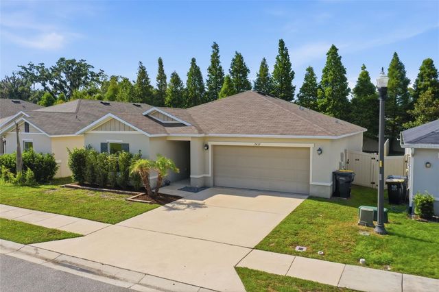 7437 IBIS DRIVE, Lakeland, FL 33810