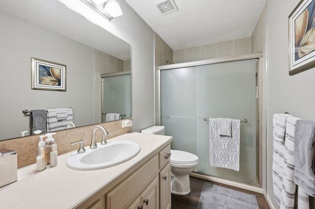 2337 W Harborlight, Wichita, KS 67204