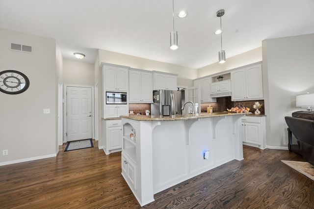 2337 W Harborlight, Wichita, KS 67204