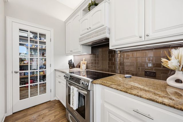 2337 W Harborlight, Wichita, KS 67204