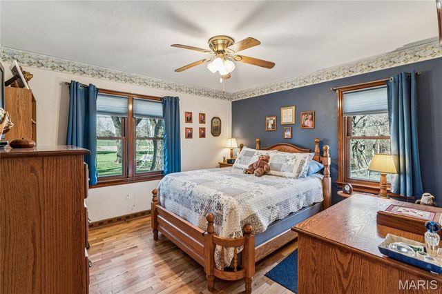 2275 Charbonier Road, Florissant, MO 63031