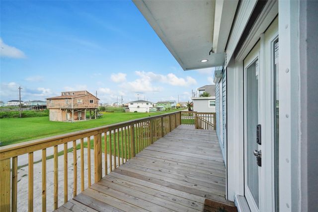 4126 San Jacinto Drive, Galveston, TX 77554