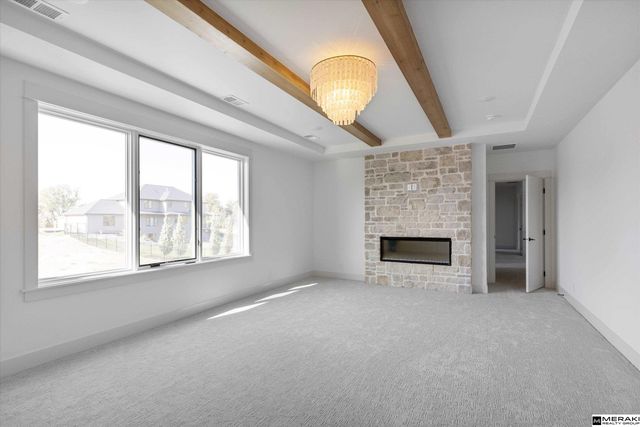 21913 B Street, Elkhorn, NE 68022