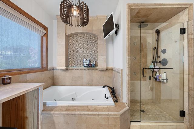8720 E WOODLAND PARK Dr, Spokane, WA 99217